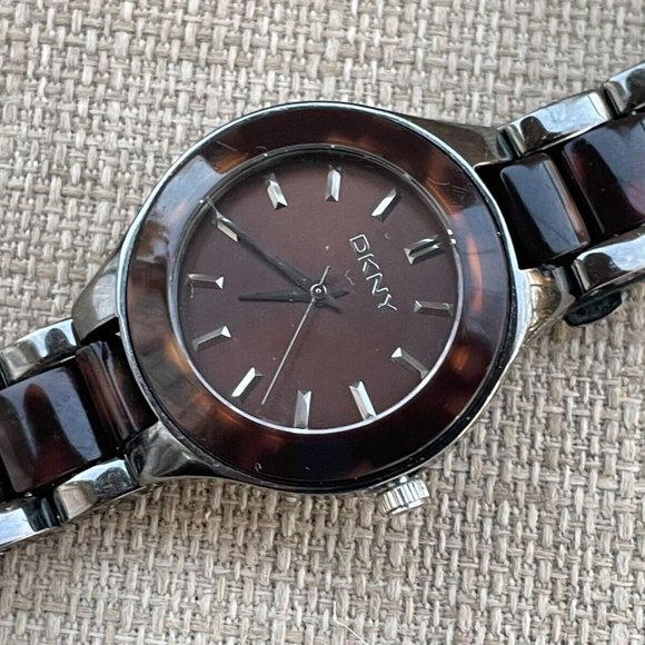 DKNY Ladies Wristwatch Brown/Gunmetal Tone Quartz Analog Watch